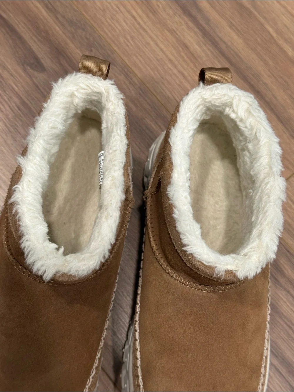 Ugg Venture Daze Ultra Mini Boot Platform in Chestnut Size Women’s 10